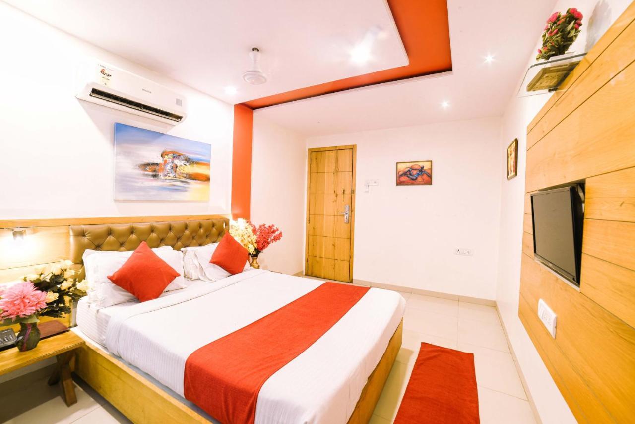 Octave Hotel Grandeur Mumbai  Buitenkant foto