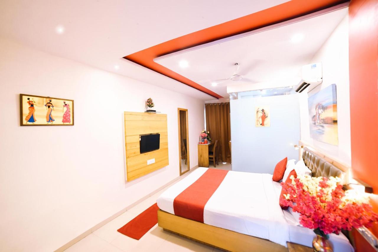 Octave Hotel Grandeur Mumbai  Buitenkant foto