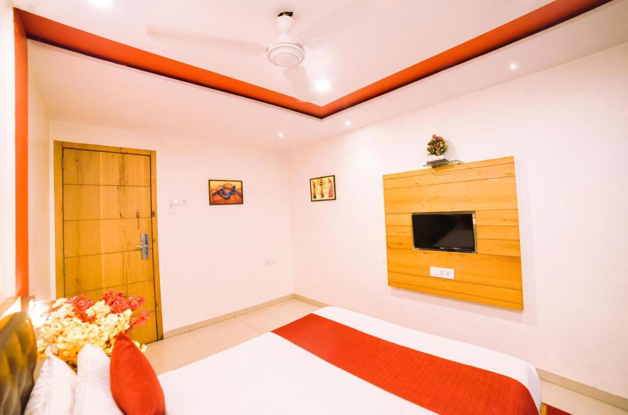 Octave Hotel Grandeur Mumbai  Buitenkant foto